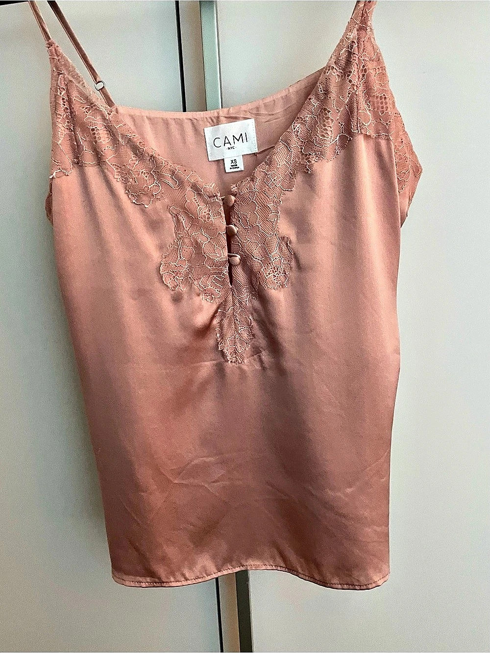 CAMI Lace Trim Camisole in Pink Size XS Like New